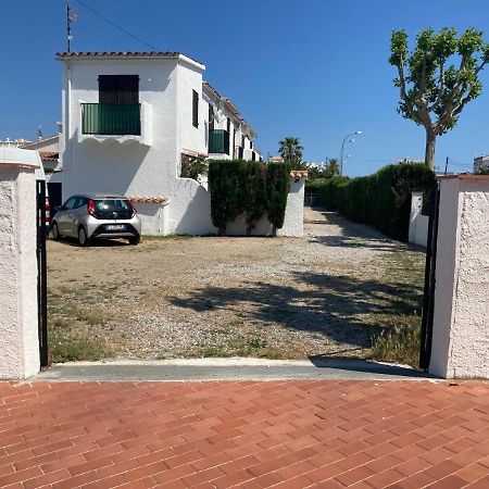 Charmante Maison Coeur De Ville 650M Plage Empuriabrava Dış mekan fotoğraf