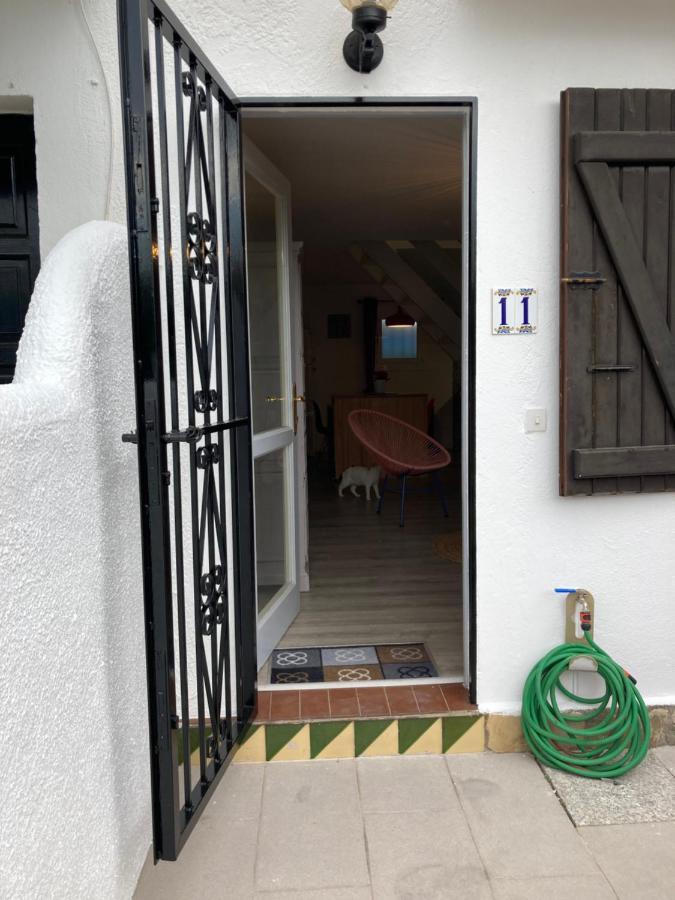 Charmante Maison Coeur De Ville 650M Plage Empuriabrava Dış mekan fotoğraf